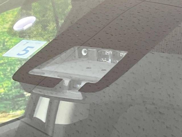 Toyota AQUA 2020-05 181542-2