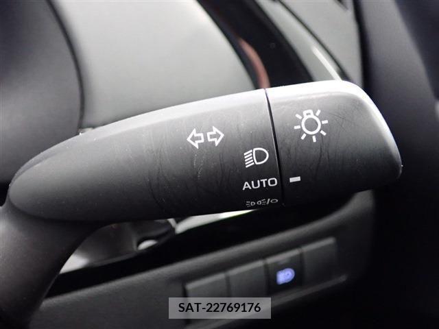 Toyota AQUA 2023-01 221689-17
