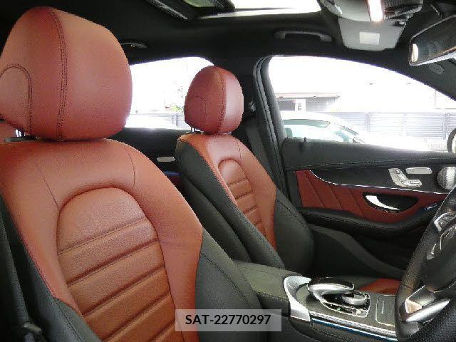 Amg C-CLASS 2018-11 220781-28