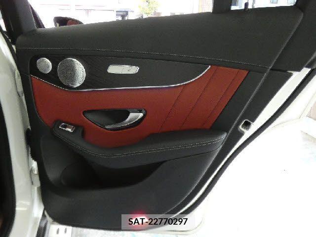 Amg C-CLASS 2018-11 220781-22