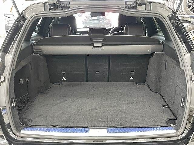 Mercedes Benz C-CLASS 2018-09 24867-11