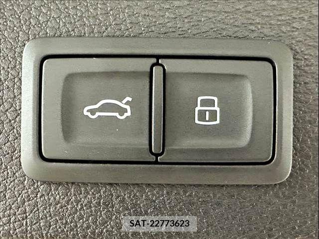 Audi Q2 2018-11 292713-6