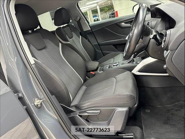 Audi Q2 2018-11 292713-7