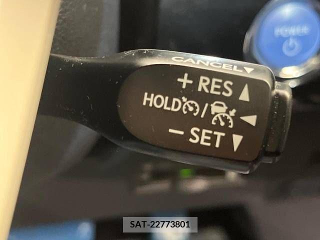 Toyota PRIUS 2016-09 338798-5