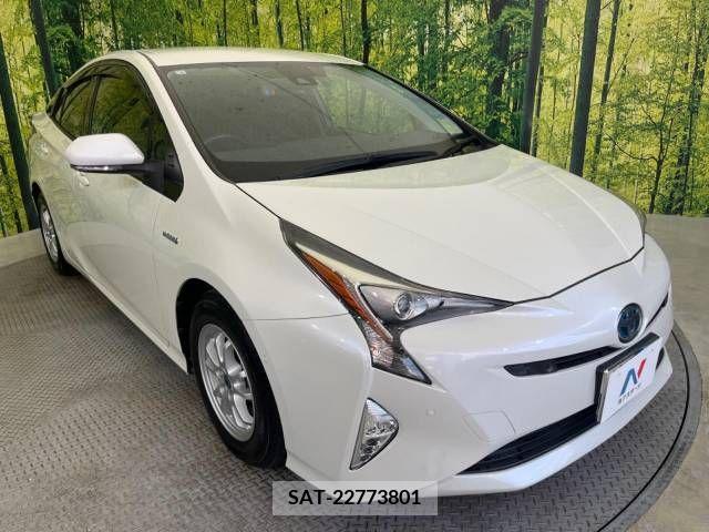 Toyota PRIUS 2016-09 338798-17