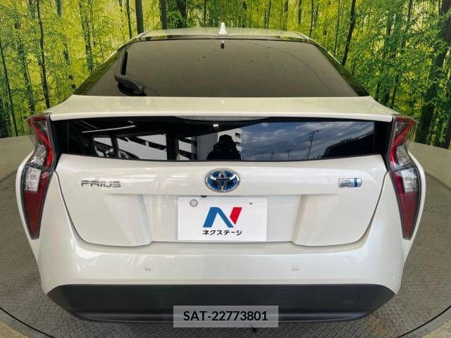 Toyota PRIUS 2016-09 338798-15