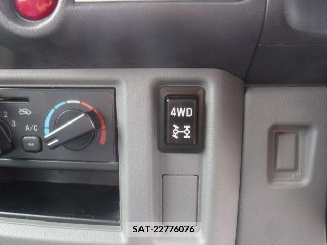 Mitsubishi MINICAB VAN 2011-12 316728-12