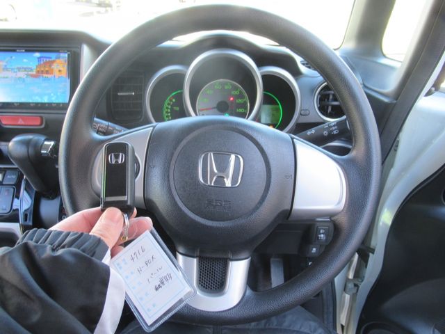 Honda N BOX 2013-10 634-23