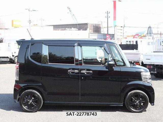 Honda N BOX CUSTOM 2017-05 216824-21