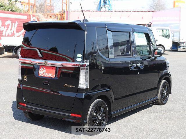 Honda N BOX CUSTOM 2017-05 216824-22