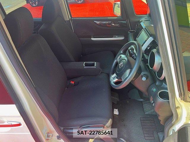 Honda N BOX CUSTOM 2015-11 306625-3