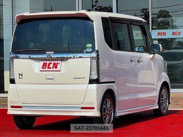 Honda N BOX CUSTOM 2015-11 306625-2
