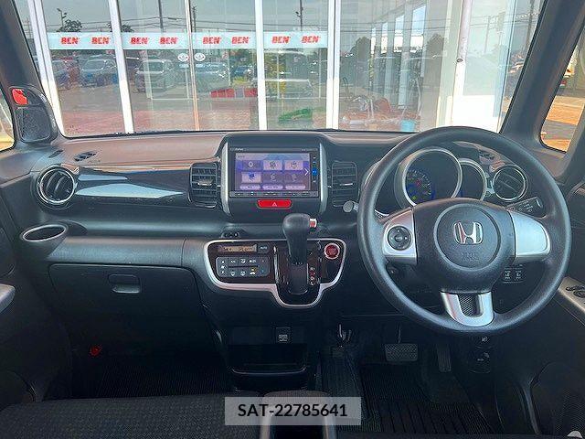 Honda N BOX CUSTOM 2015-11 306625-1