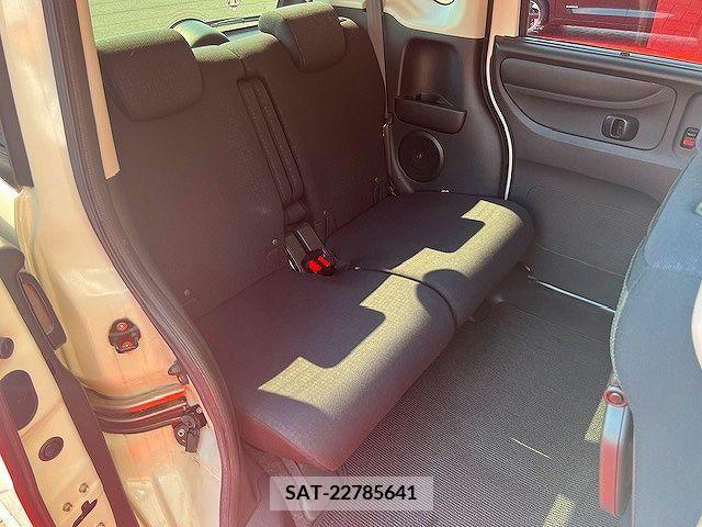 Honda N BOX CUSTOM 2015-11 306625-9