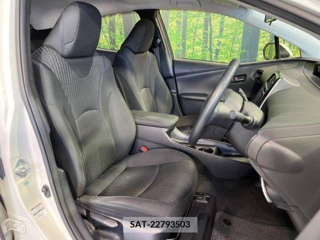 Toyota PRIUS 2016-09 366432-9