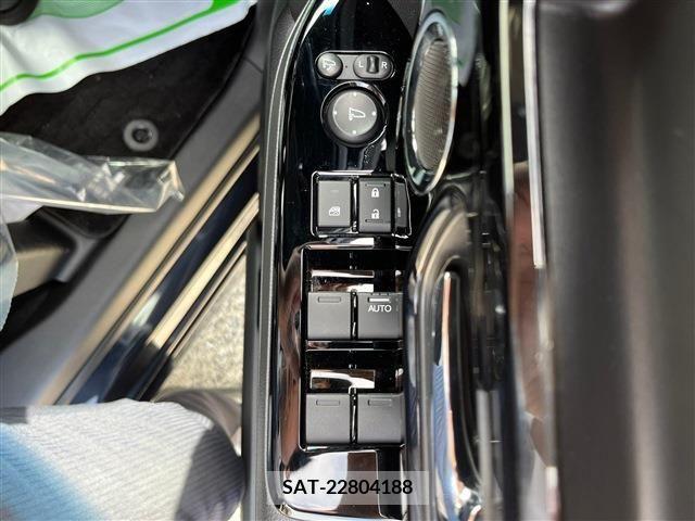 Honda N BOX CUSTOM 2023-03 246842-14