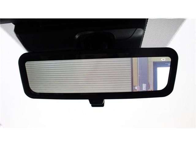 Toyota HIACE VAN 2023-10 185686-17