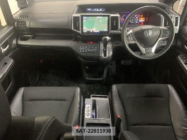 Honda e 2014-12 204548-1