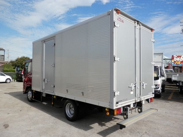 Nissan ATLAS 2012-11 20752-3
