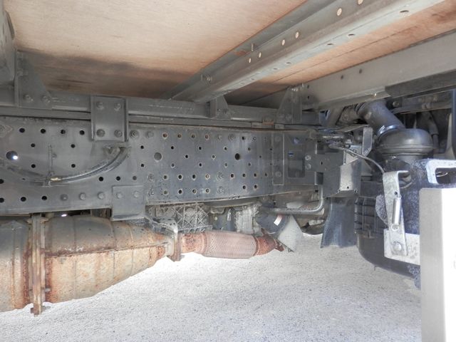 Nissan ATLAS 2012-11 20752-15
