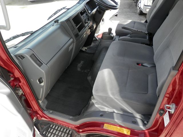 Nissan ATLAS 2012-11 20752-24