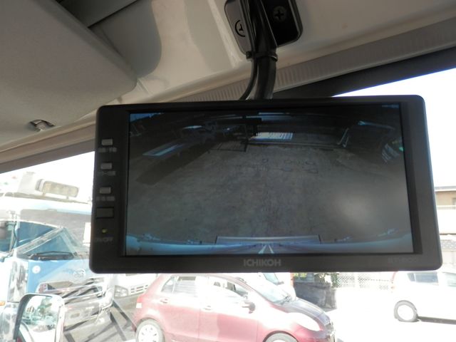 Nissan ATLAS 2012-11 20752-22