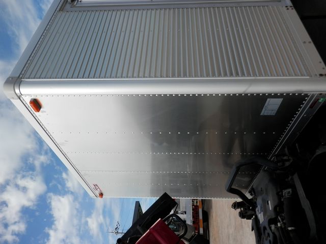 Nissan ATLAS 2012-11 20752-8