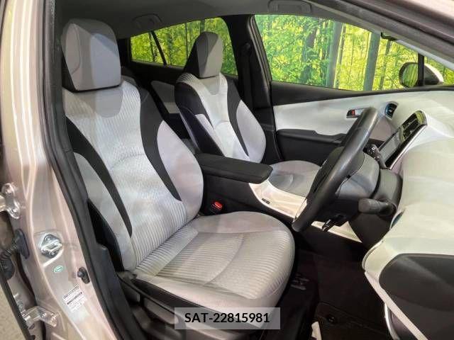 Toyota PRIUS 2016-11 330664-9