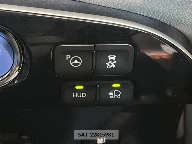 Toyota PRIUS 2016-11 330664-7