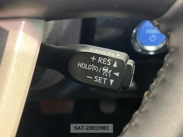 Toyota PRIUS 2016-11 330664-5