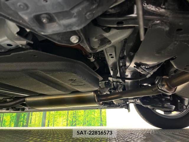 Toyota VOXY 2020-08 377573-19
