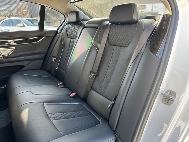 Bmw 7 SERIES 2018-11 184355-13