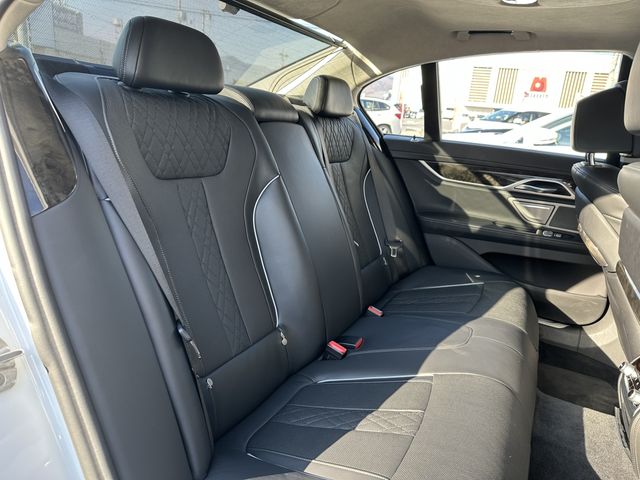 Bmw 7 SERIES 2018-11 184355-12