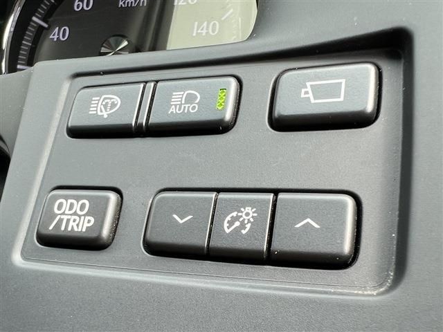 Toyota CROWN MAJESTA 2013-10 23529-12