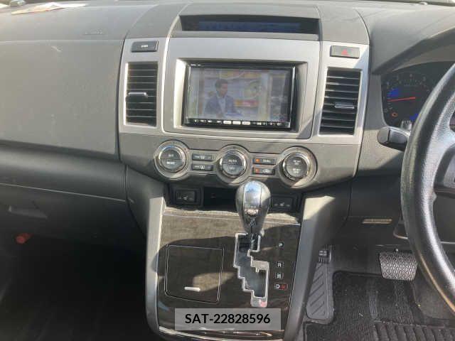 Mazda MPV 2012-02 364333-6