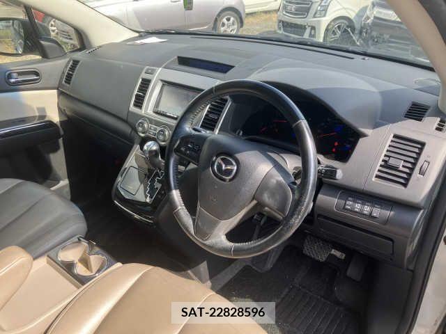 Mazda MPV 2012-02 364333-1