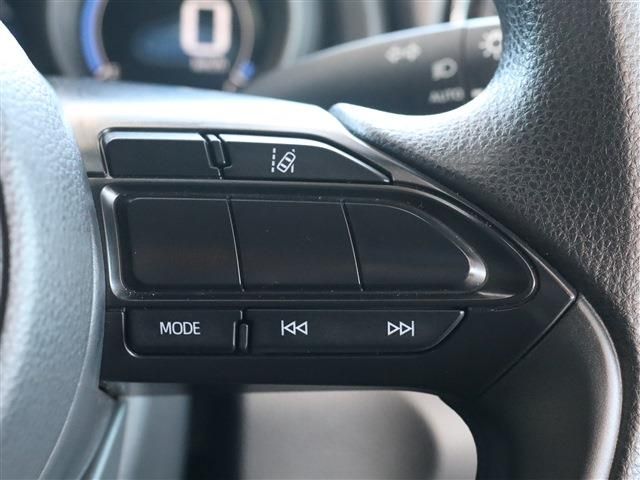 Toyota YARIS 2023-02 27194-20