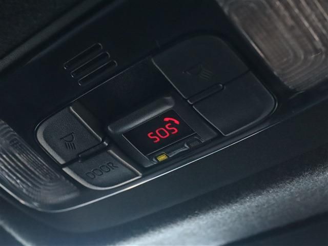 Toyota YARIS 2023-02 27194-16