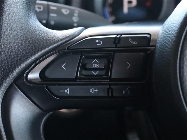 Toyota YARIS 2023-02 27194-19