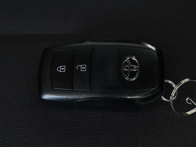 Toyota YARIS 2023-02 27194-25