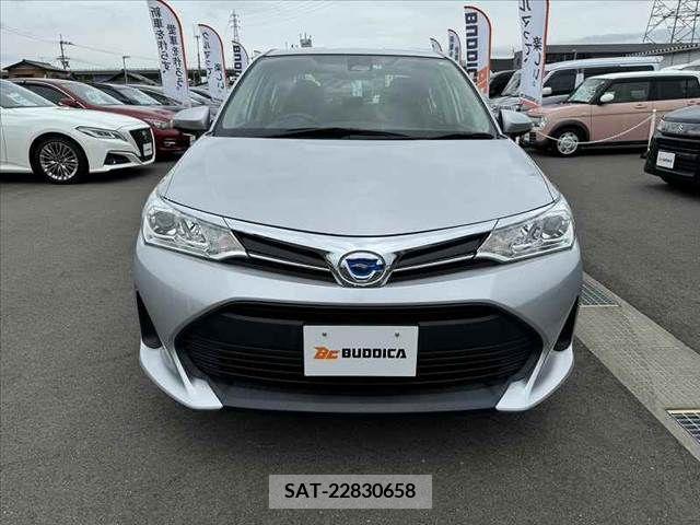 Toyota COROLLA AXIO 2021-09 335382-8