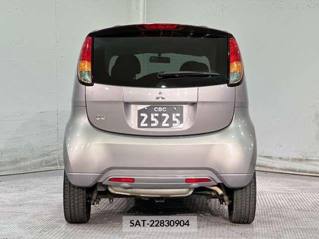 Mitsubishi I 2009-10 242113-9