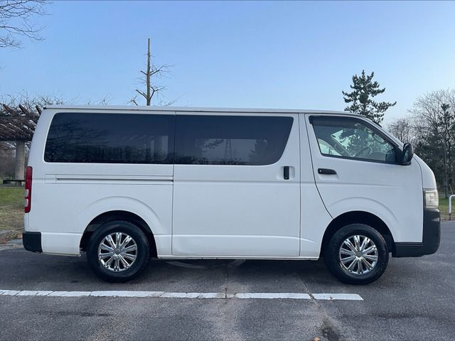 Toyota HIACE VAN 2009-11 195252-10