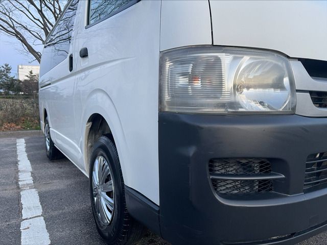 Toyota HIACE VAN 2009-11 195252-16