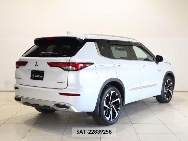 Mitsubishi OUTLANDER PHEV 2022-07 365920-7