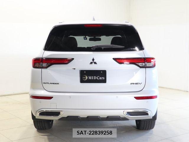 Mitsubishi OUTLANDER PHEV 2022-07 365920-2