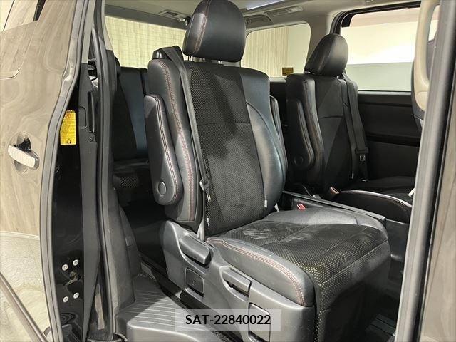 Toyota VELLFIRE 2013-12 299939-20
