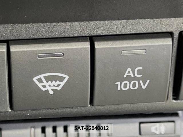 Toyota AQUA 2022-03 292207-5