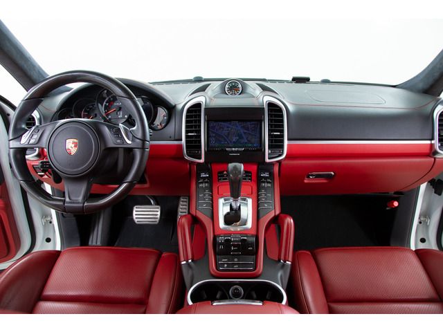 Porsche CAYENNE 2013-04 2155-1