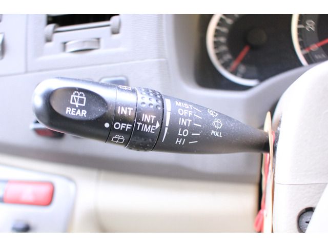 Toyota ISIS 2008-01 486-19